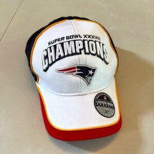 NEW ENGLAND PATRIOTS Super Bowl XXXVIII Champions Locker Room hat